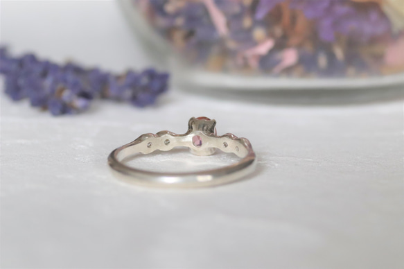 天然ピンクトルマリン0.38カラットのシルバーリング　シルバー925　一点物 7枚目の画像