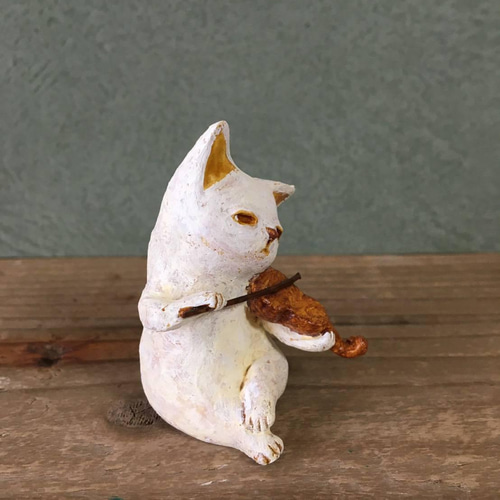 猫　人形　バイオリンを持つ猫 ネコ 猫 置物 おしゃれ オブジェ かわいい バイオリン 楽器 小物