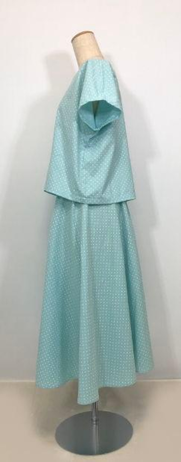 【SALE】トップス&サーキュラースカート  大きめ　ブルー 水玉　フリーサイズ   首タグなし丈上50下82 3枚目の画像