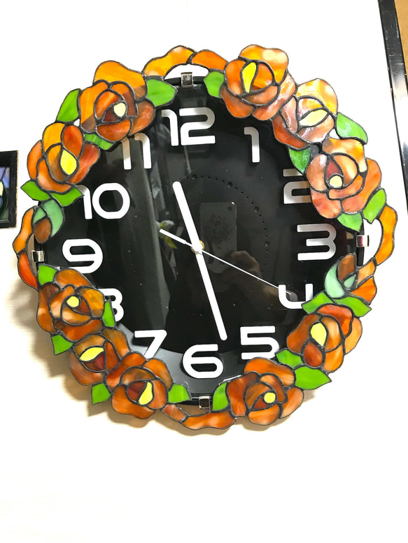 ステンドグラス　壁掛け時計（Ap-51.薔薇） 4枚目の画像