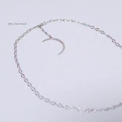 Crescent Moon necklace 3枚目の画像