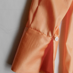 サーモンオレンジ色のウエスタンテール・コットン100%ユニセックスシャツ【gri:n ai】 18枚目の画像