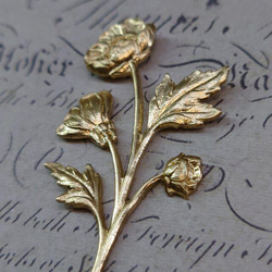 BEHOLD− ポピー 左向き 1個 フラワー 花 植物 真鍮製 アメリカ製 パーツ スタンピング ヴィンテージ風 2枚目の画像