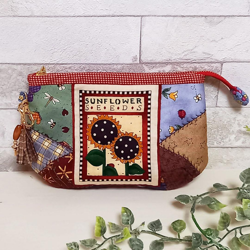 ハンドメイド アメリカンカントリー ふんわりポーチ ひまわり