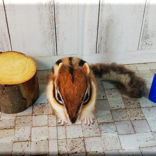 羊毛フェルト リス シマリス 動物フィギュア 羊毛フェルト モンブラン