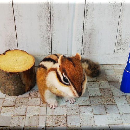 羊毛フェルト リス シマリス 動物フィギュア 羊毛フェルト モンブラン