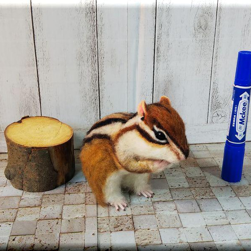 羊毛フェルト リス シマリス 動物フィギュア 羊毛フェルト