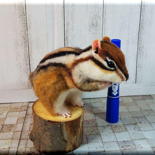 羊毛フェルト リス シマリス 動物フィギュア 羊毛フェルト モンブラン