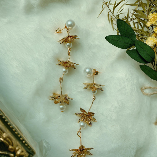 1203 スェード 花 パール ゴールド ハンドメイド ピアス イヤリング