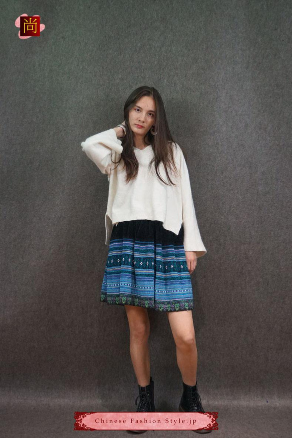 貴州苗族の刺繍付きスカート100%ハンドメイド 手織プリーツスカート Bohoスタイルな女性ためのドレス #119 3枚目の画像