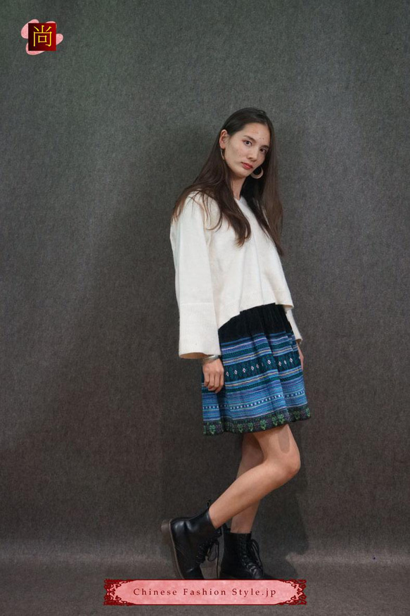 貴州苗族の刺繍付きスカート100%ハンドメイド 手織プリーツスカート Bohoスタイルな女性ためのドレス #119 4枚目の画像