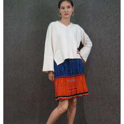 貴州苗族の刺繍付きスカート100%ハンドメイド 手織プリーツスカート Bohoスタイルな女性ためのドレス #127 1枚目の画像