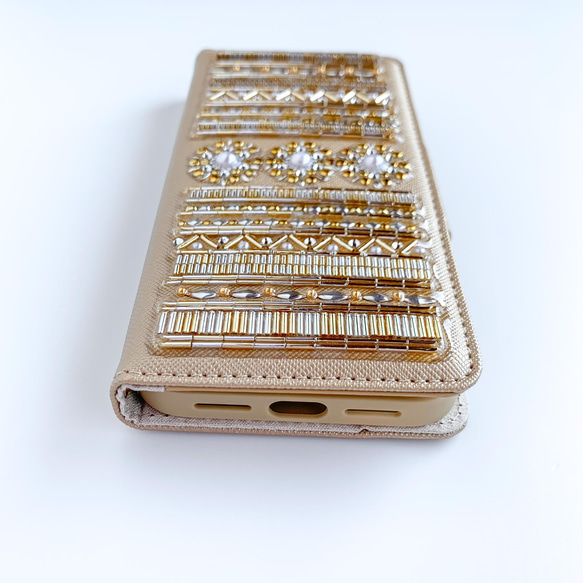 8周年記念SALE【iPhone12/12Pro】シャンパンゴールドの手帳型ケース ゴールド&シルバー 6枚目の画像