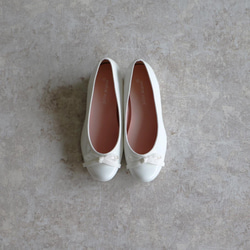 [柔軟鞋墊◎] 羅緞緞帶芭蕾舞鞋 [米白色] 第2張的照片