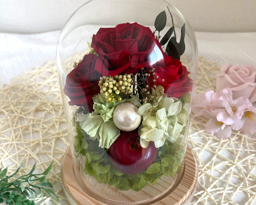 ガラスドームの真っ赤なプリザーブドフラワー/ギフト プリザーブド