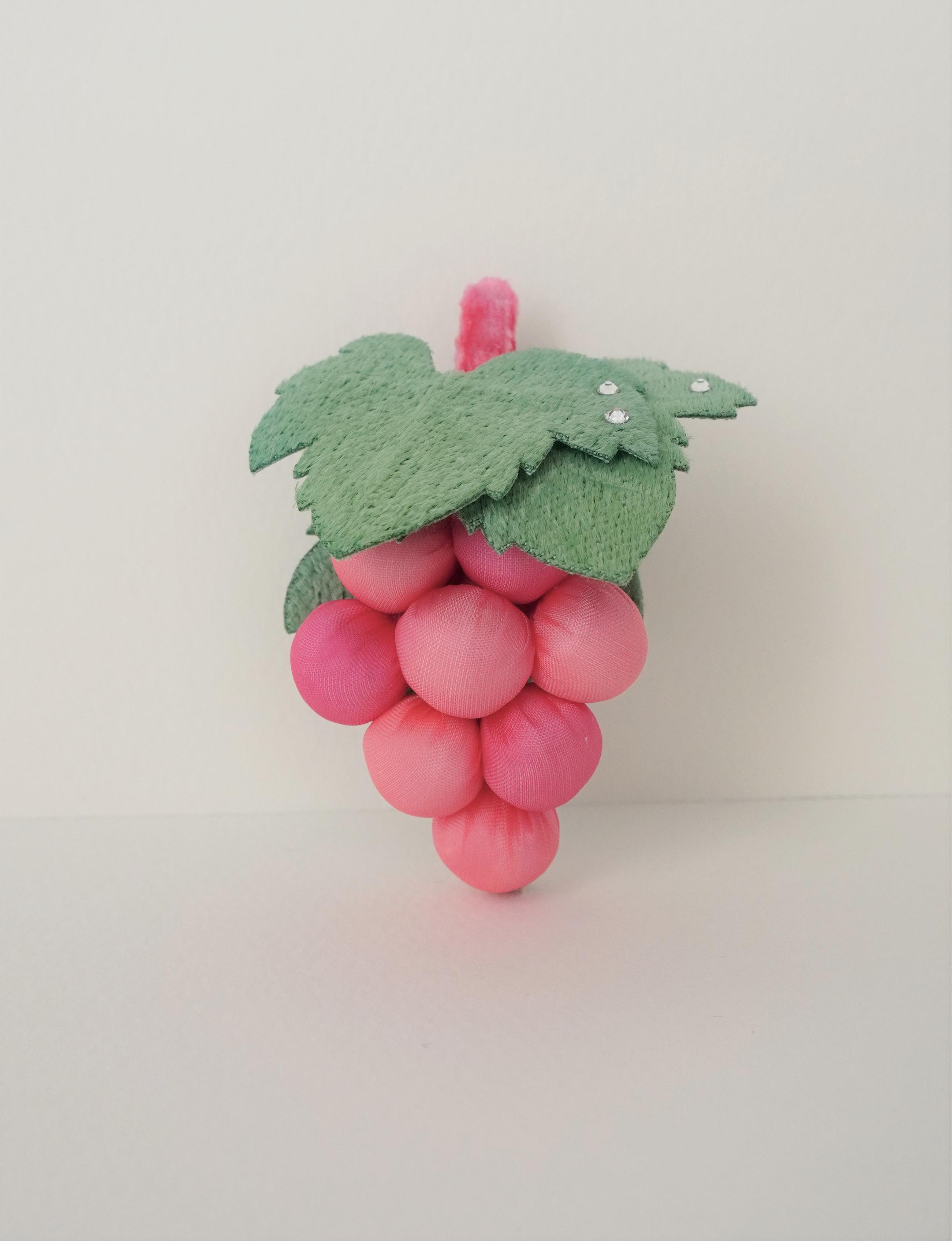 【送料無料】葡萄のブローチ（小）◇＃5 6,083円