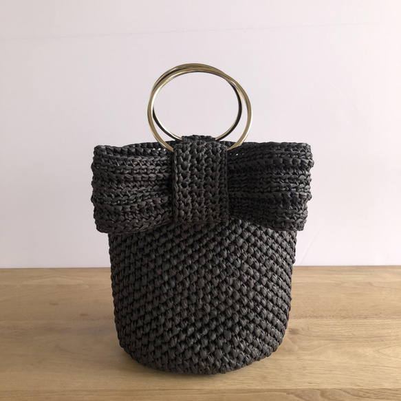 大きなリボンのリングハンドルバッグ・ブラック(受注制作） かごバッグ