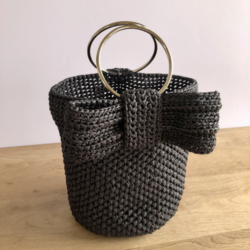 大きなリボンのリングハンドルバッグ・ブラック(受注制作） かごバッグ