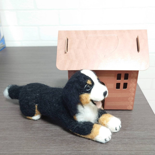 羊毛フェルト　バーニズマウンテンドック　犬　ハンドメイド 最 安 価格ハンドメイド・手芸 - 羊毛フェルト バーニズ