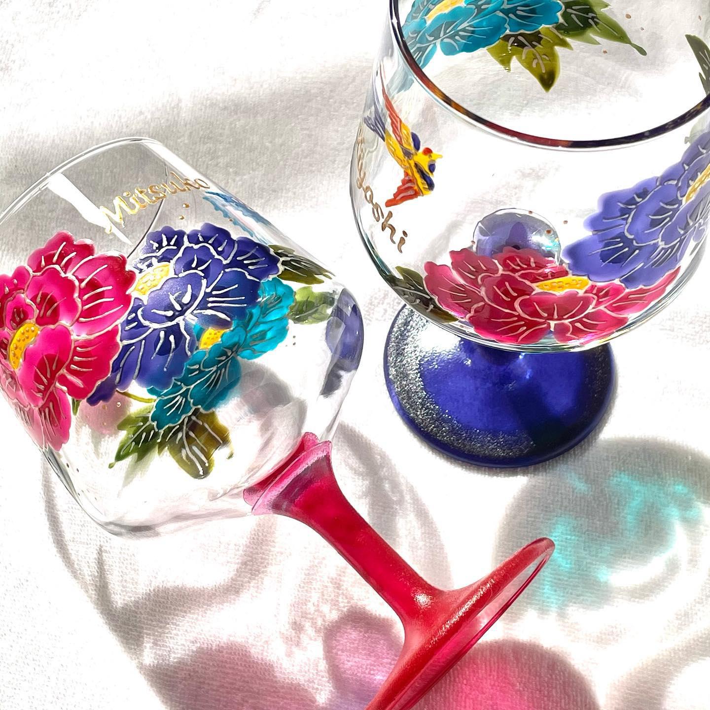 縁起の良い牡丹と燕のミニワイングラス 手描き/退職/結婚祝い
