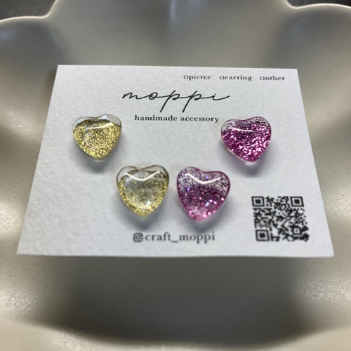 074】鉱石のイヤリング／ピアス／ハート