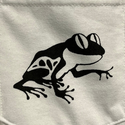 カエルのデザイン　長袖Tシャツ　男女兼用　綿100% 2枚目の画像
