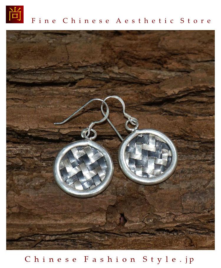 銀純度99％以上のピュアシルバージュエリーアート職人手作りのピアス＃161