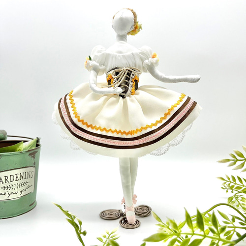 ミニチュア衣装(バレエ 村娘)