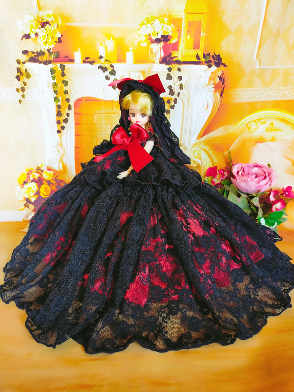 2002年 平成 レア デラックスブラック＆シルバードレスドール 新品未開封 リカちゃんサイズ ブラックレースとレッドサテンの魔女ドレス