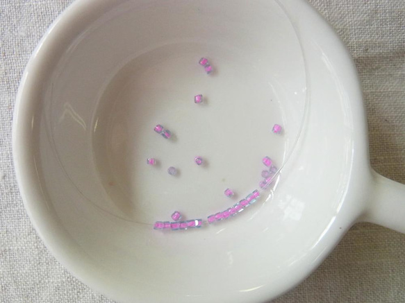 カットビーズ　ピンク×ブルーグレー 3枚目の画像