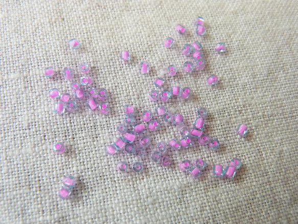 カットビーズ　ピンク×ブルーグレー 2枚目の画像