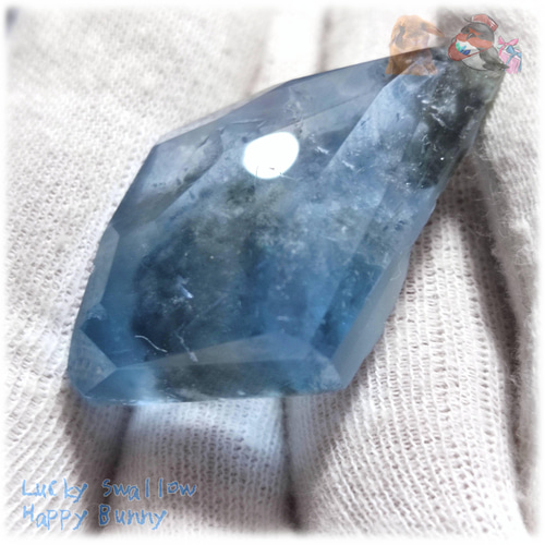 大きな青い宝石♪ 秘蔵品 宝石質 特殊希少カラー ブルーフローライト