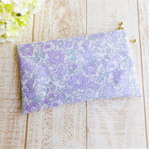 リバティ ラミネート＊Wファスナーポーチ（20cm）＊ベッツィ（Betsy  