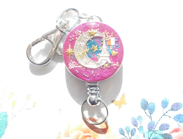 “Creema Limited” Crescent Moon &amp; Eiffel Tower Resin Reel Key 第4張的照片