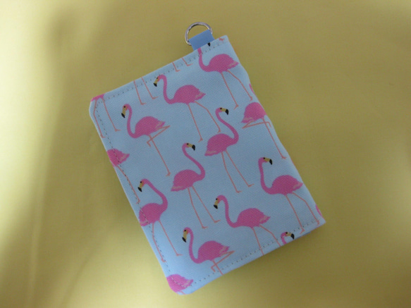 二つ折りパスケース　軽くて薄い　2枚収納カードケース　フラミンゴ（淡いブルー）　 5枚目の画像