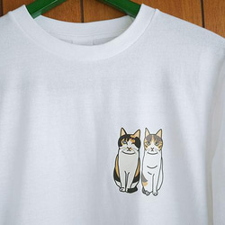 猫と暮す長袖Tシャツ/白/三毛猫XSサイズ 2枚目の画像