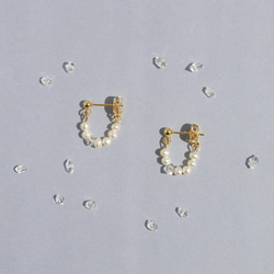 淡水パールと一粒ハーキマーダイヤモンドの小さいフープピアス　シンプル　サージカルステンレス　華奢　クリア　透明感　爽やか 5枚目の画像