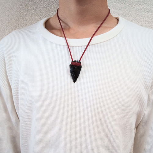 黒曜石の矢じり(中)の小刀風ネックレス ネックレス・ペンダント