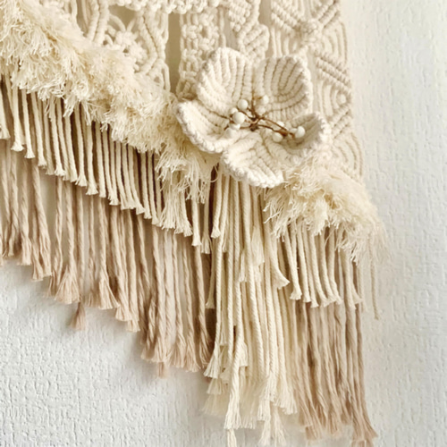 流木マクラメ編みフラワータペストリーN2 タペストリー・壁掛け ミ