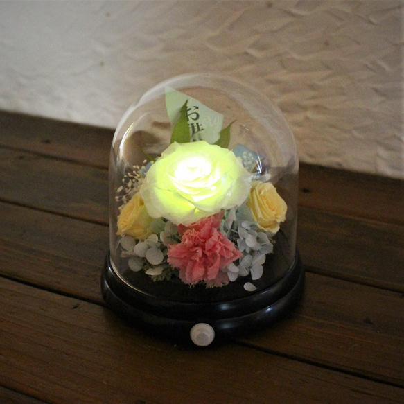仏花 花灯籠 七色のプリザーブドフラワー センサーでお花が光る 8枚目の画像