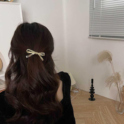 韓国ファッション ゴールドリボンのシンプルヘアクリップ　アクセサリー　-7319 5枚目の画像