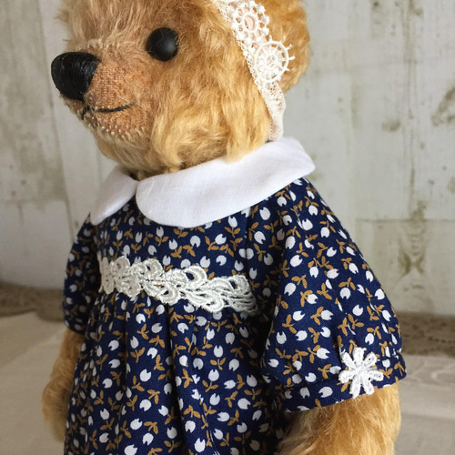 テディベアのお洋服【Mサイズ】 小花プリントワンピース（ネイビー