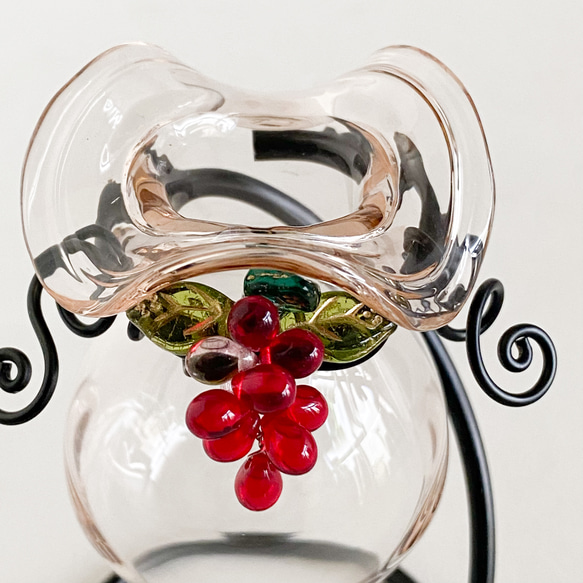 葡萄ビーズ飾りガラス製フラワーベース・ピンク・アルミワイヤー(黒色) 7枚目の画像