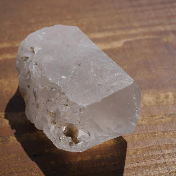 天然石 約69g約57mm虹入♪クォーツ(ブラジル産)天然水晶ポイント結晶原石クリスタル鉱物[bq-220406-01] 7枚目の画像