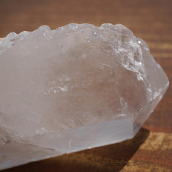 天然石 約69g約57mm虹入♪クォーツ(ブラジル産)天然水晶ポイント結晶原石クリスタル鉱物[bq-220406-01] 15枚目の画像