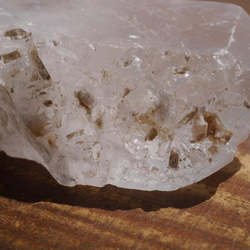 天然石 約69g約57mm虹入♪クォーツ(ブラジル産)天然水晶ポイント結晶原石クリスタル鉱物[bq-220406-01] 11枚目の画像