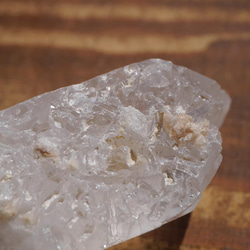 天然石 約69g約57mm虹入♪クォーツ(ブラジル産)天然水晶ポイント結晶原石クリスタル鉱物[bq-220406-01] 12枚目の画像
