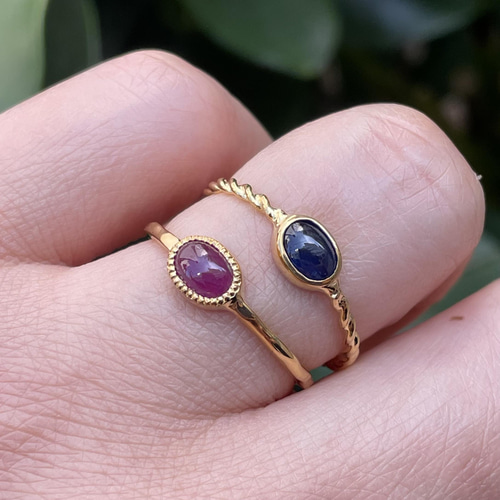 ルビー オーバルカボション クラシカルなミル打ち シルバーSV925リング