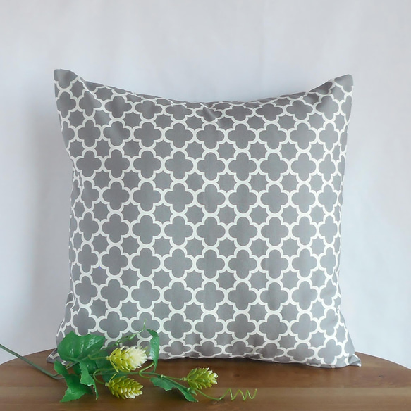 モロッカンクッションカバー グレー）モロッカン柄のクッションカバー クッション