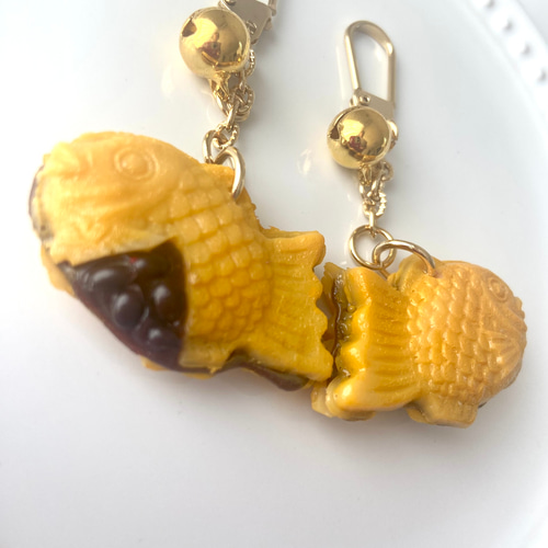 Mサイズ❣️鯛焼き❣️ 新作　可愛い　レジン　キーホルダー　更新中...0618 Mサイズ❣️鯛焼き❣️ 新作 可愛い レジン キーホルダー 更新中0618